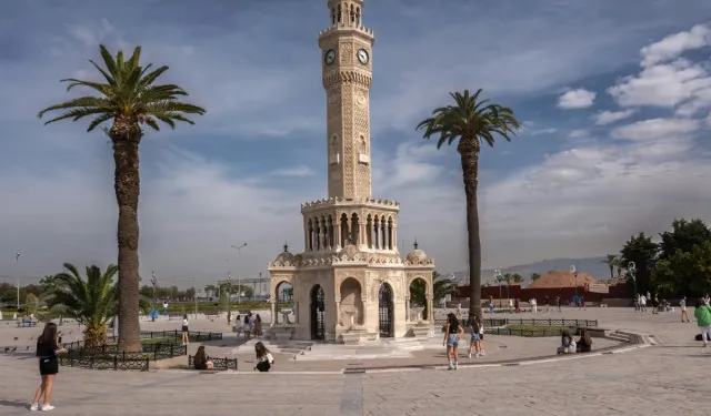 İzmir Emlak Fiyatları 2026: Satılık Ve Kiralık Konutlar Ne Kadar?